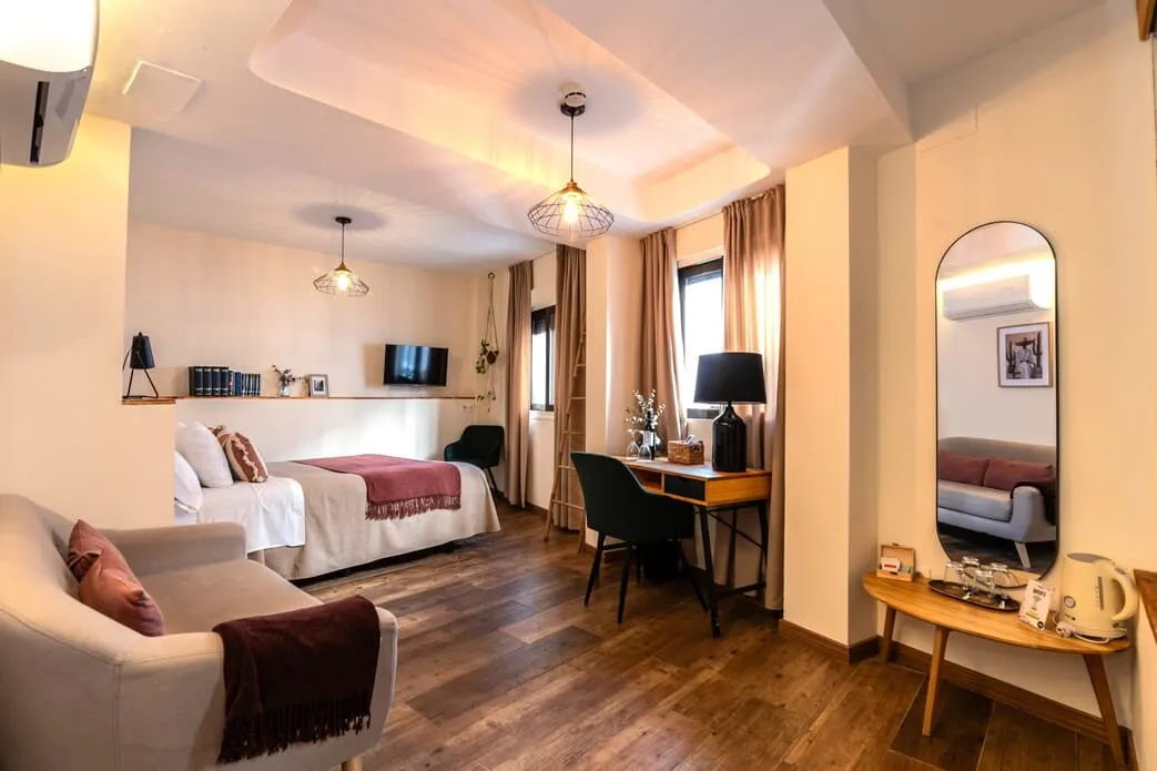 Room-10-vista-completa